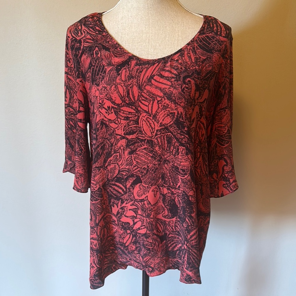 Tianello Red Tunic with Black Floral Pattern and Relaxed Fit
